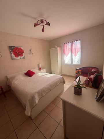 Chambre D Hotes En Provence, Au Pied Du Luberon, Les Coquelicots La Tour-d'Aigues Exterior photo